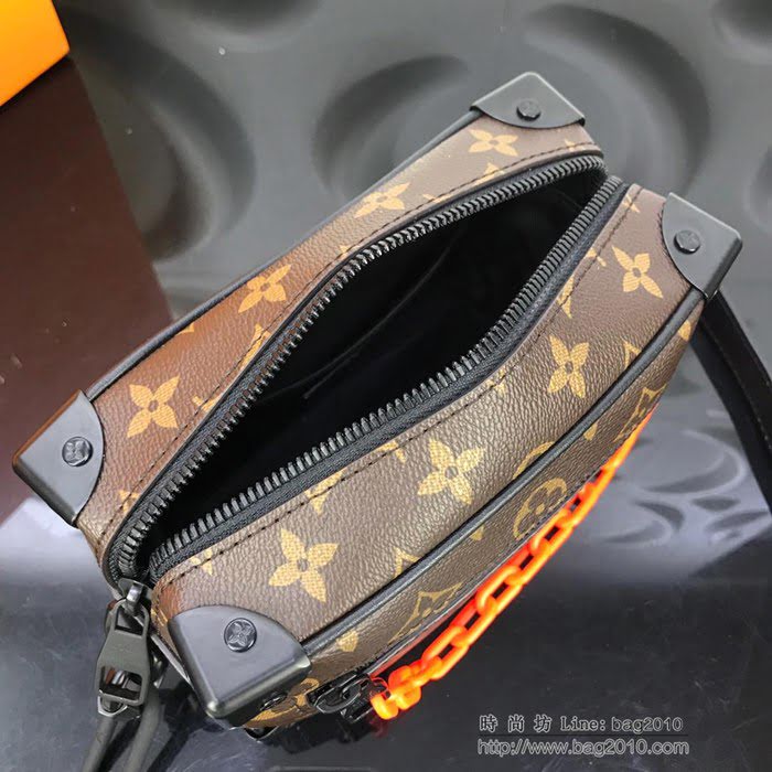 路易威登LV 頂級原單 M44480 標誌性Monogram Eclipse塗層帆布面 搭配樹脂鏈帶 單肩斜挎包 可手提  ydh2693